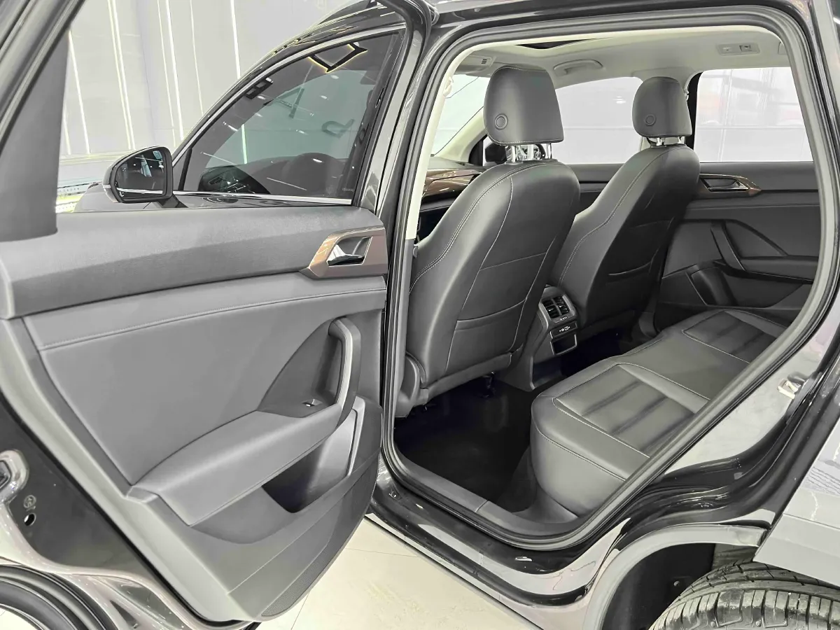 2022 Volkswagen Tharu 1.4T 150HP L4 7DCT,autocango,china used car exporter,china ev exporter,chinese used car exporter,chinese used ev exporter