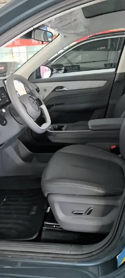 2025 Bestune YueYi 03 BEV 48.35KWH,autocango,china used car exporter,china ev exporter,chinese used car exporter,chinese used ev exporter