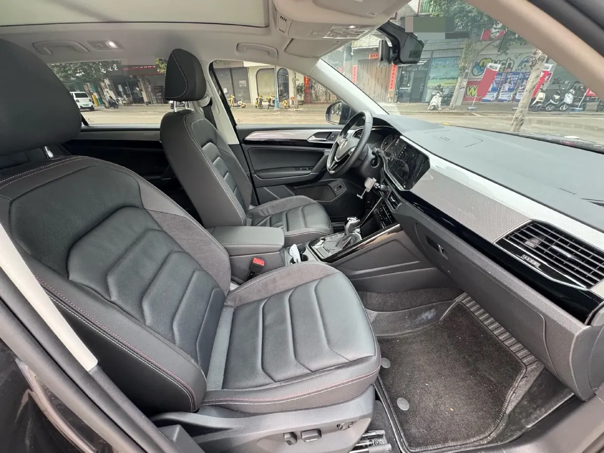 2021 Volkswagen Tayron 2.0T 186HP L4 7DCT,autocango,china used car exporter,china ev exporter,chinese used car exporter,chinese used ev exporter