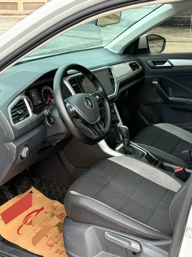 2022 Volkswagen T-Roc 1.4T 150HP L4 7DCT,autocango,china used car exporter,china ev exporter,chinese used car exporter,chinese used ev exporter