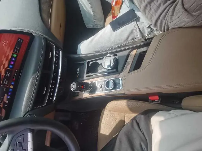 2024 Cadillac CT5 2.0T 237HP L4 10AT,autocango,china used car exporter,china ev exporter,chinese used car exporter,chinese used ev exporter