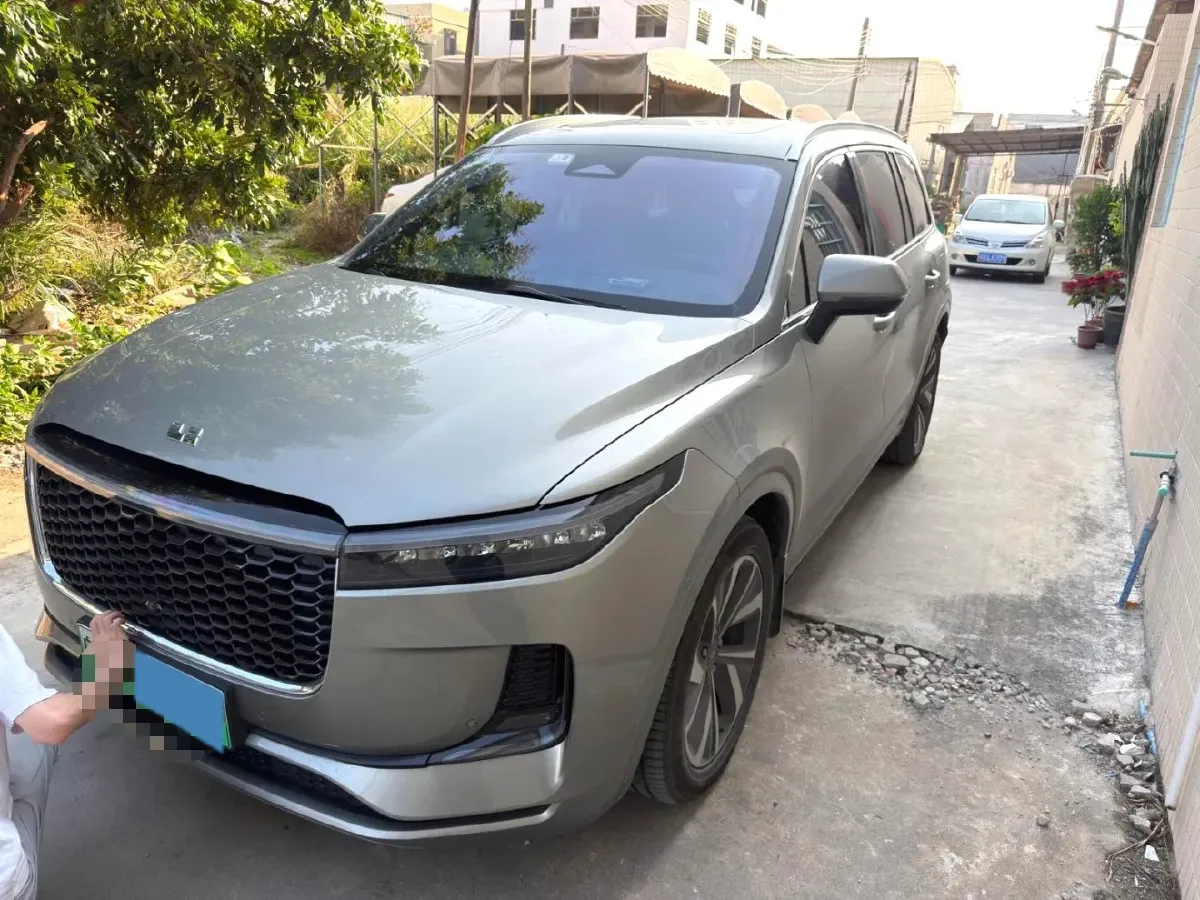 2021 Li ONE Range Extended 131HP REEV 40.5KWH,autocango,china used car exporter,china ev exporter,chinese used car exporter,chinese used ev exporter