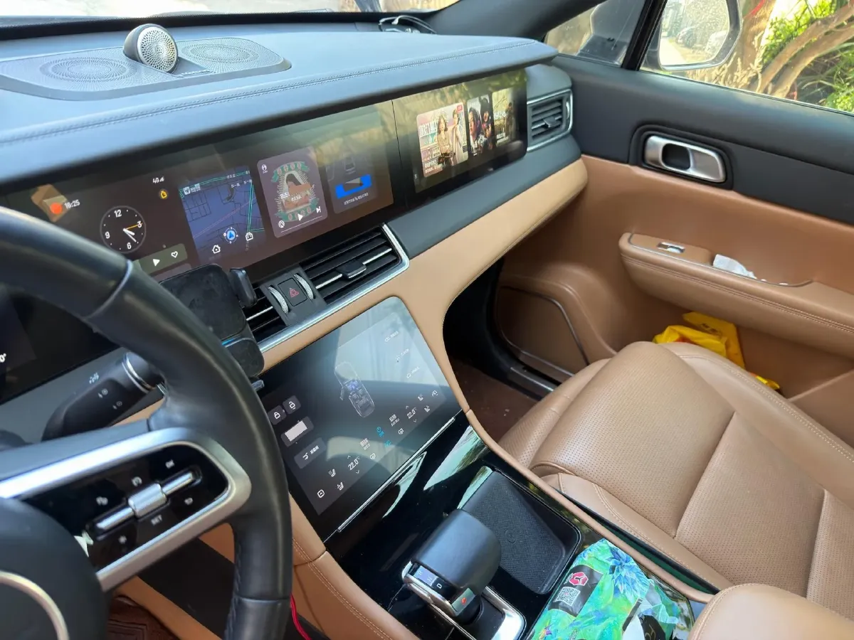 2021 Li ONE Range Extended 131HP REEV 40.5KWH,autocango,china used car exporter,china ev exporter,chinese used car exporter,chinese used ev exporter