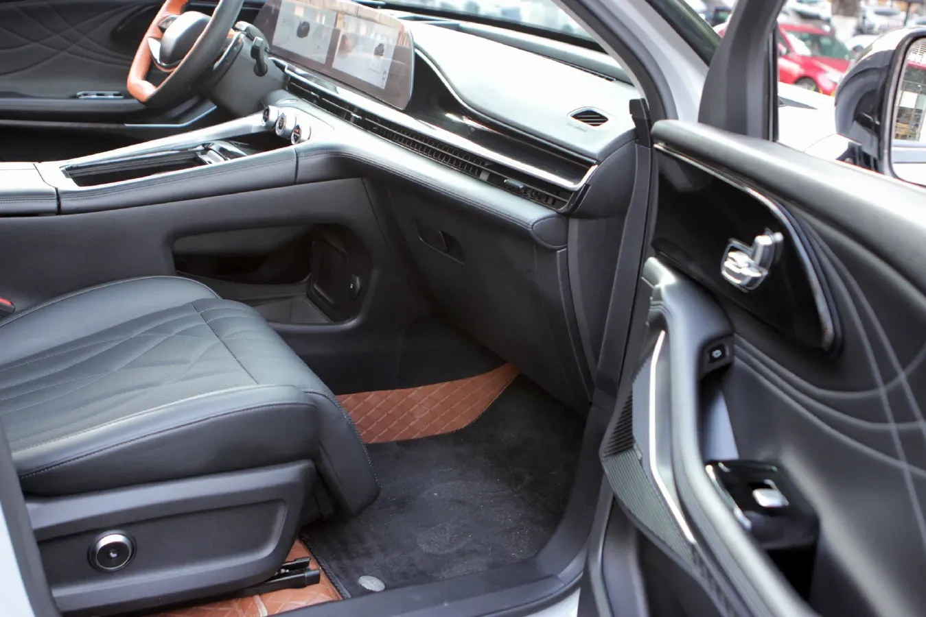 2023 Exceed RX 2.0T 261HP L4 7DCT,autocango,china used car exporter,china ev exporter,chinese used car exporter,chinese used ev exporter