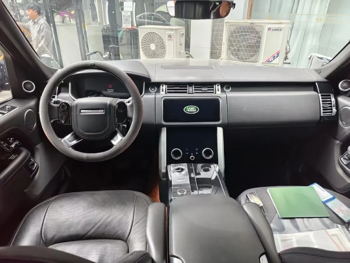 2018 Land Rover Range Rover Evoque 2.0T 241HP L4 9AT,autocango,china used car exporter,china ev exporter,chinese used car exporter,chinese used ev exporter