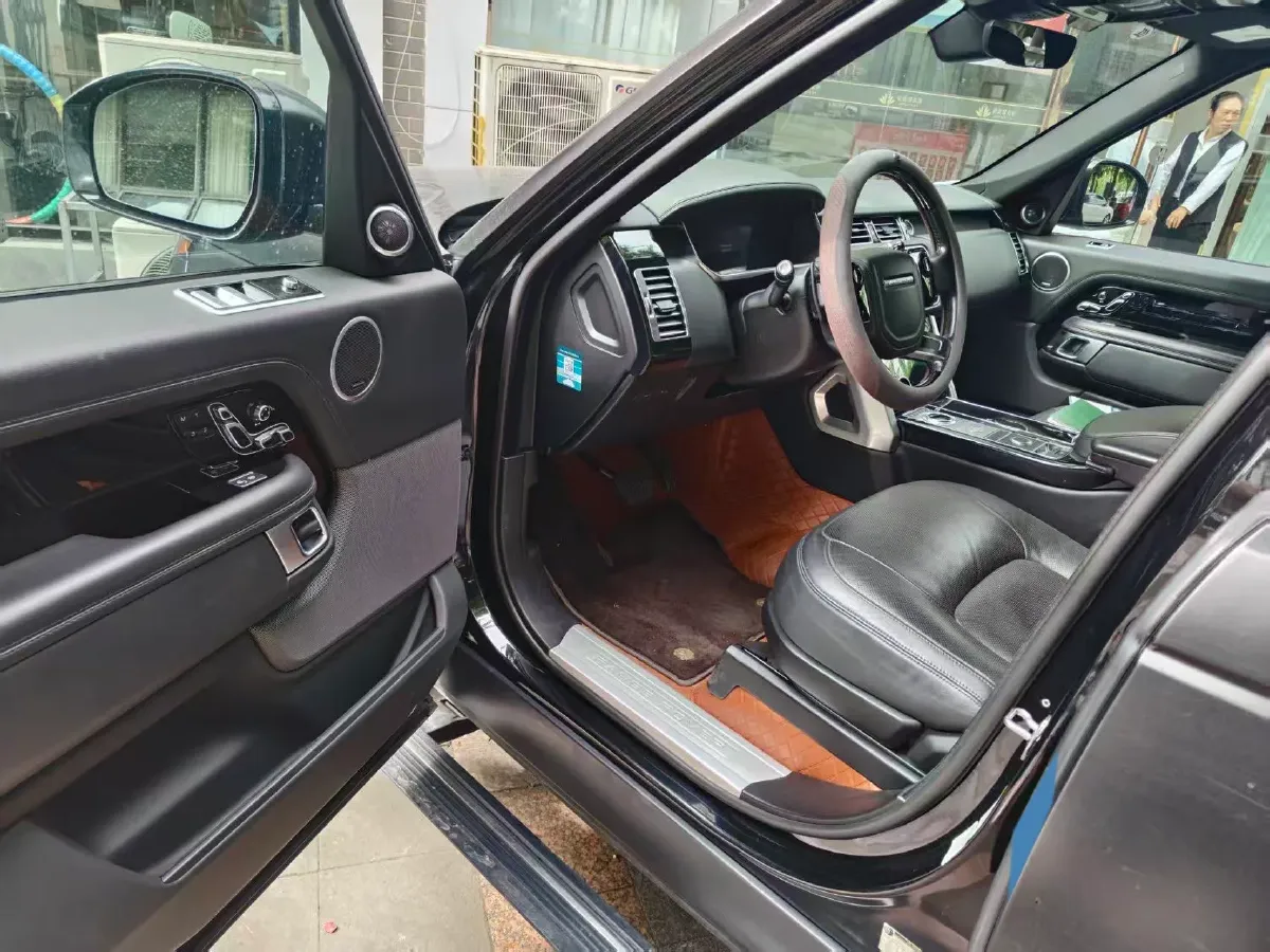 2018 Land Rover Range Rover Evoque 2.0T 241HP L4 9AT,autocango,china used car exporter,china ev exporter,chinese used car exporter,chinese used ev exporter