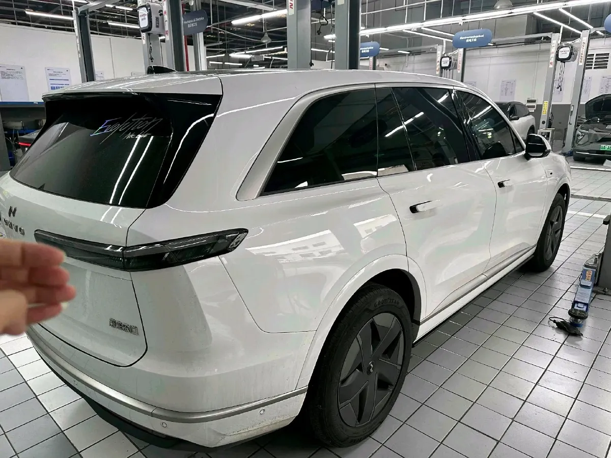 2025 ONVO L90 BEV,autocango,china used car exporter,china ev exporter,chinese used car exporter,chinese used ev exporter