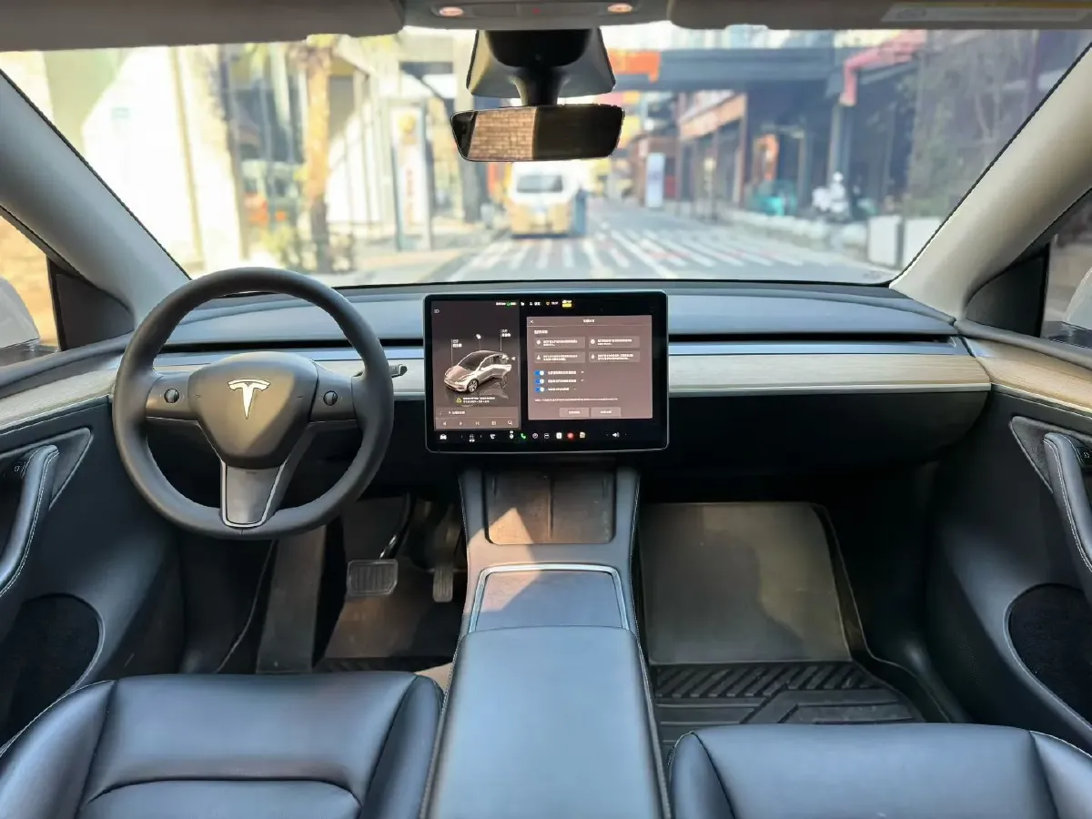 2022 Tesla Model Y BEV 60KWH,autocango,china used car exporter,china ev exporter,chinese used car exporter,chinese used ev exporter