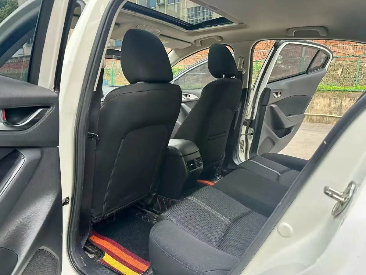 2017 Mazda 3 Axela 1.5L 117HP L4 6AT,autocango,china used car exporter,china ev exporter,chinese used car exporter,chinese used ev exporter