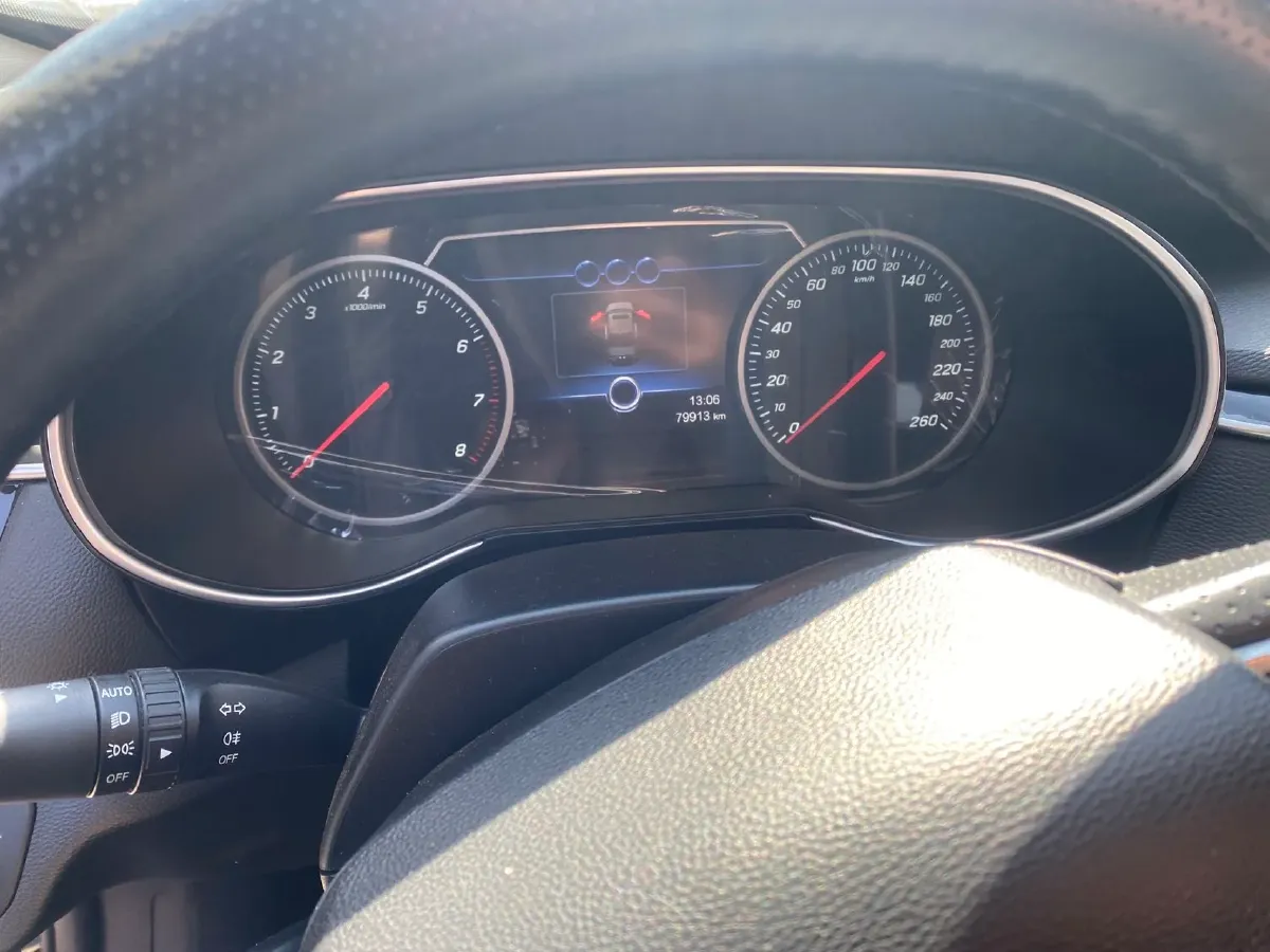 2020 HongQi H5 1.5T 169HP L4 7DCT,autocango,china used car exporter,china ev exporter,chinese used car exporter,chinese used ev exporter