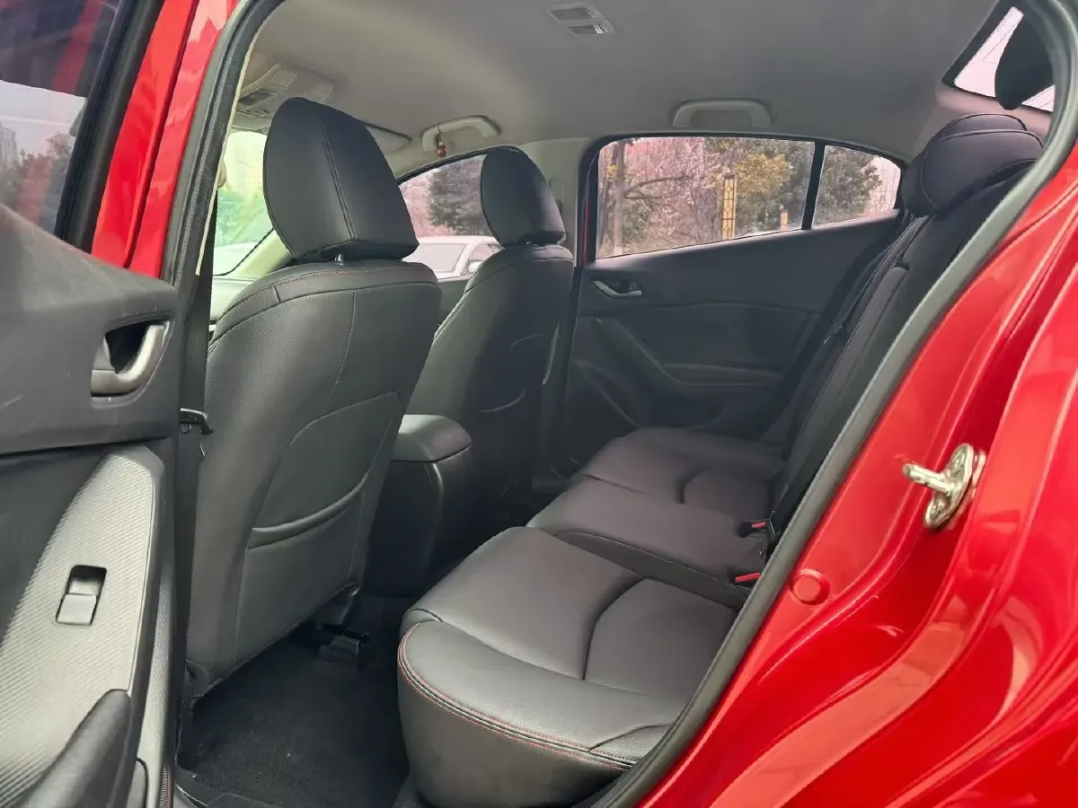 2017 Mazda 3 Axela 1.5L 117HP L4 6AT,autocango,china used car exporter,china ev exporter,chinese used car exporter,chinese used ev exporter