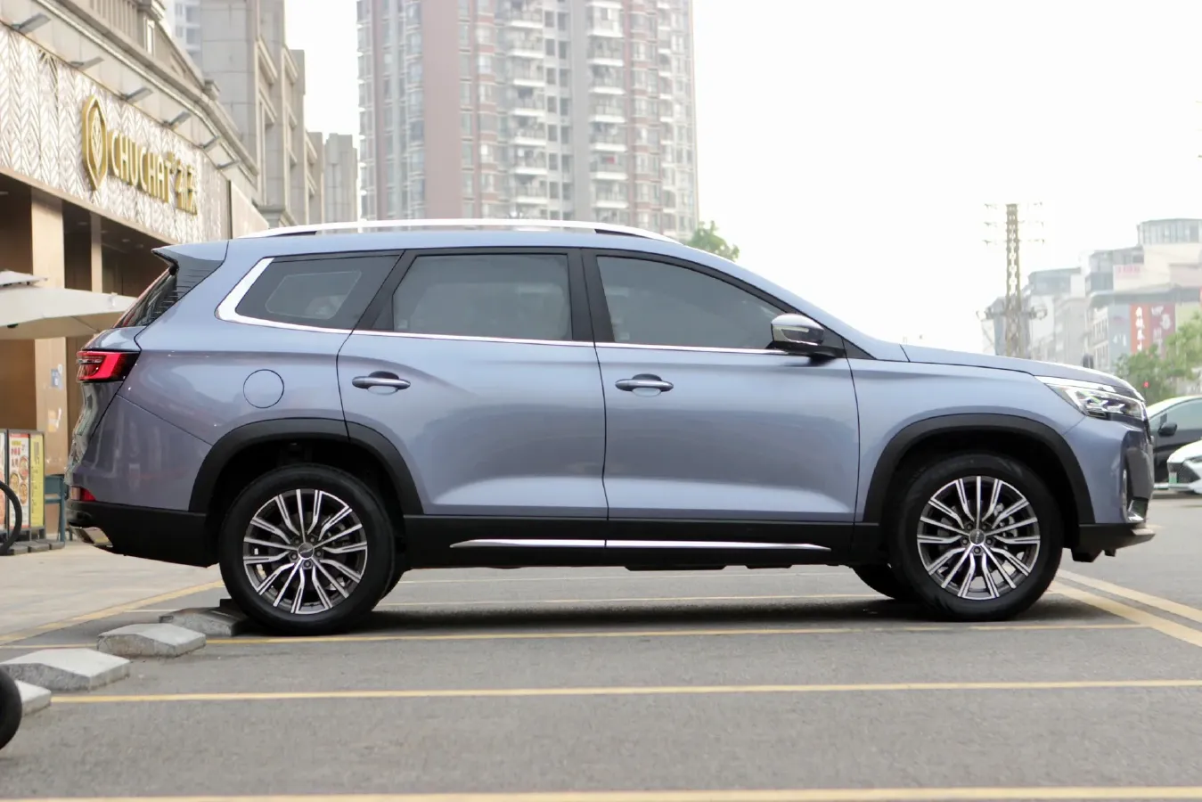 2021 Jetour X90 Plus 1.6T 197HP L4 7DCT,autocango,china used car exporter,china ev exporter,chinese used car exporter,chinese used ev exporter