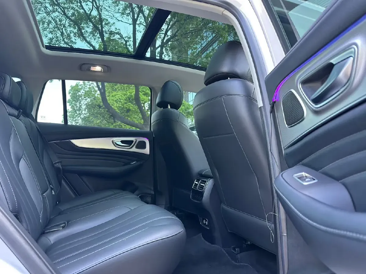 2020 Honda Vezel 1.5T 177HP L4 CVT,autocango,china used car exporter,china ev exporter,chinese used car exporter,chinese used ev exporter