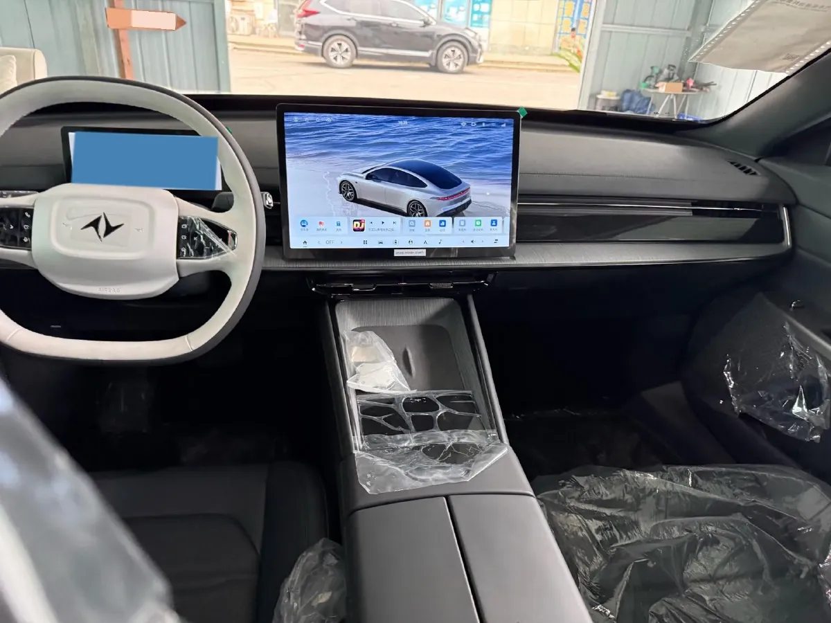 2024 DongFeng eπ eπ007 REEV 105HP REEV 28.4KWH,autocango,china used car exporter,china ev exporter,chinese used car exporter,chinese used ev exporter