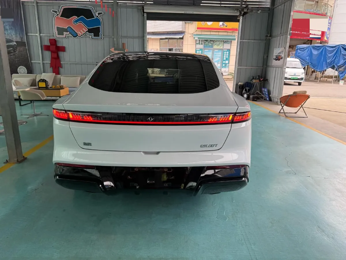 2024 DongFeng eπ eπ007 REEV 105HP REEV 28.4KWH,autocango,china used car exporter,china ev exporter,chinese used car exporter,chinese used ev exporter
