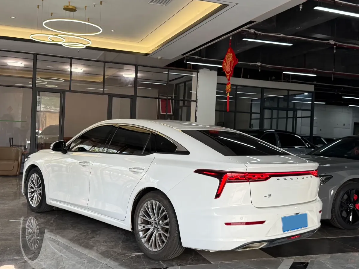 2021 Bestune B70 1.5T 169HP L4 7DCT,autocango,china used car exporter,china ev exporter,chinese used car exporter,chinese used ev exporter
