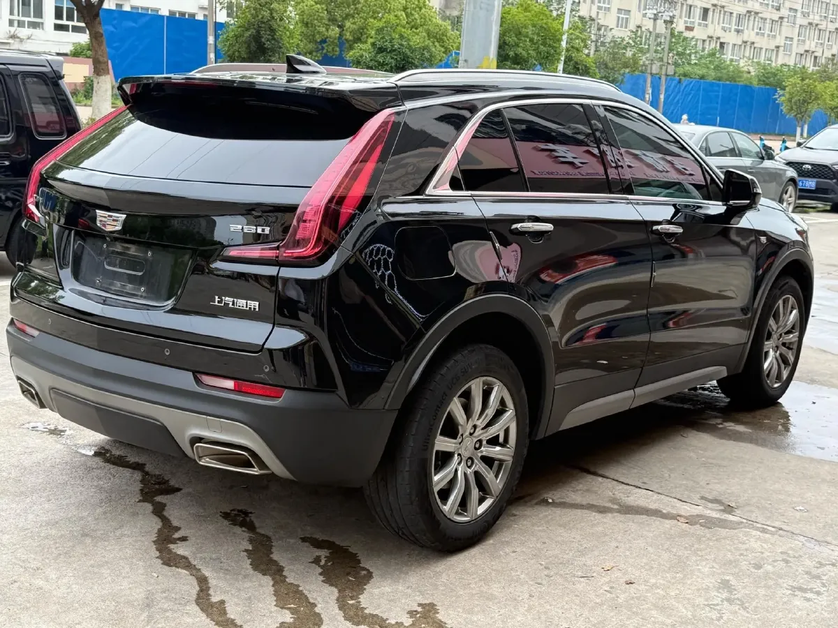 2021 Cadillac XT4 2.0T 237HP L4 9AT,autocango,china used car exporter,china ev exporter,chinese used car exporter,chinese used ev exporter