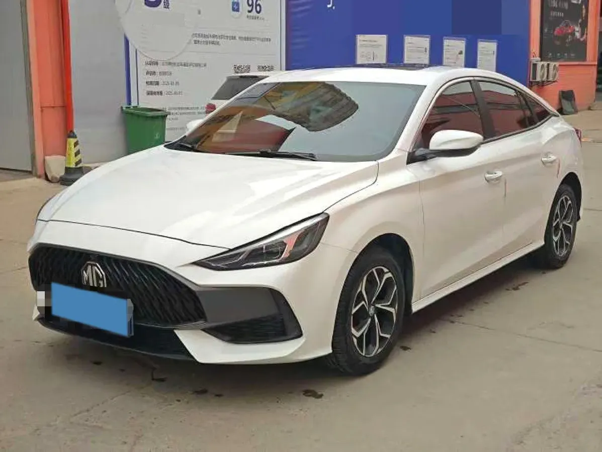 2023 MG 5 1.5L 129HP L4 5MT,autocango,china used car exporter,china ev exporter,chinese used car exporter,chinese used ev exporter