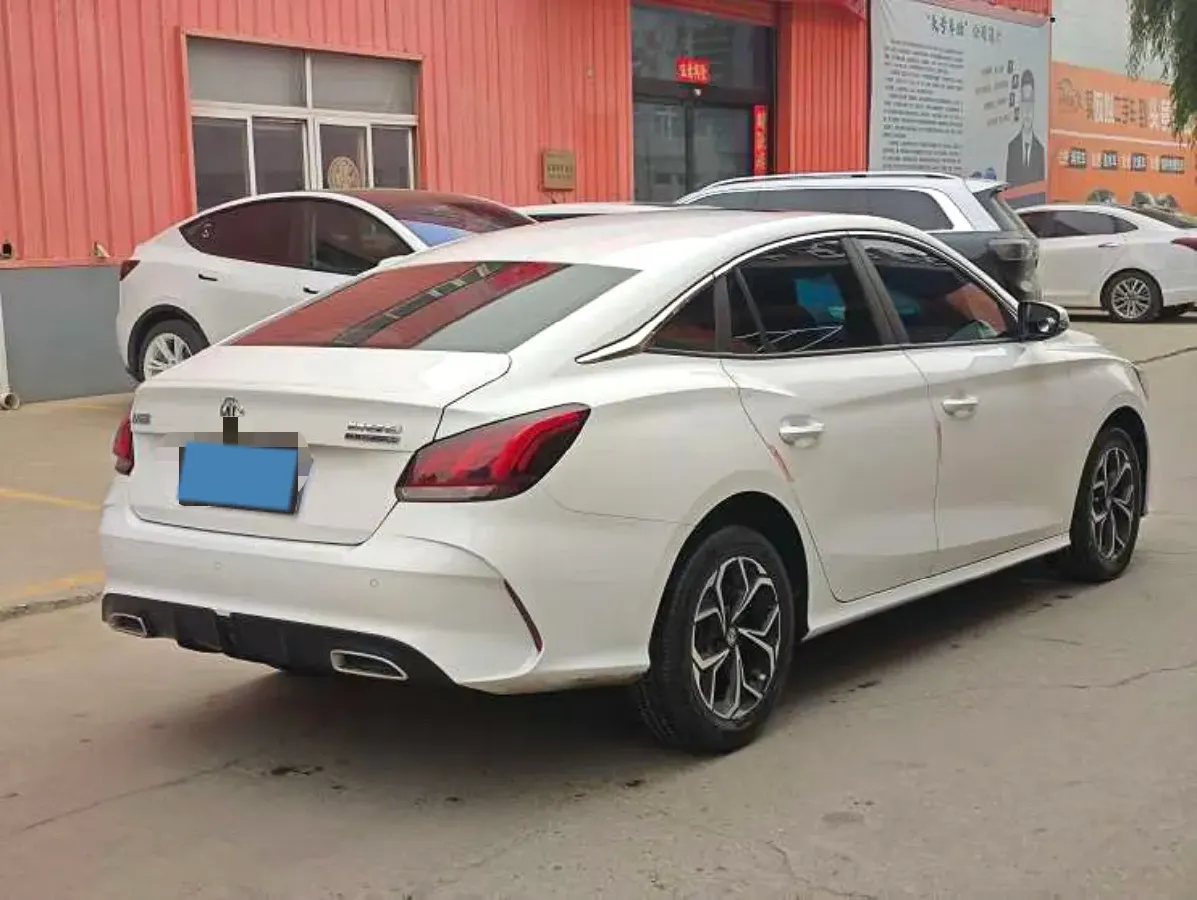 2023 MG 5 1.5L 129HP L4 5MT,autocango,china used car exporter,china ev exporter,chinese used car exporter,chinese used ev exporter