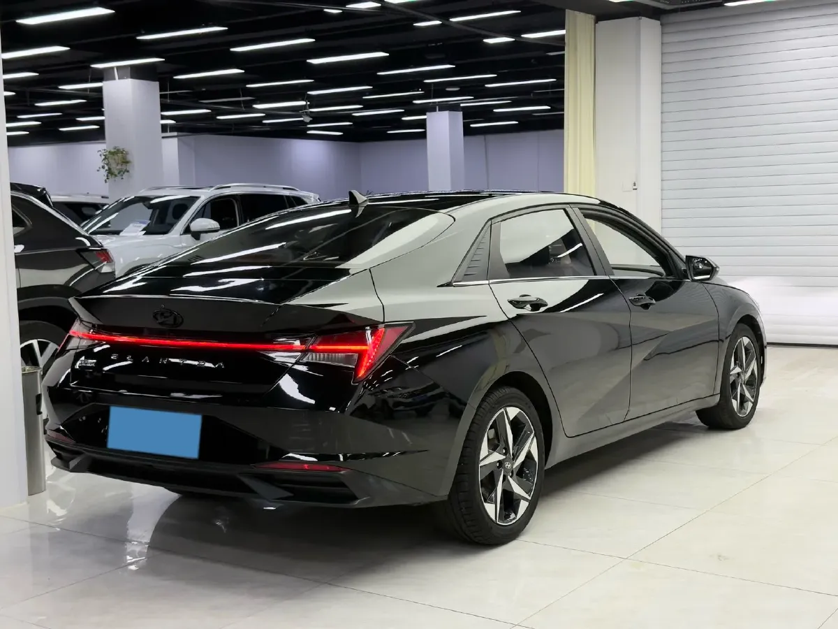 2021 Hyundai Elantra 1.5L 115HP L4 CVT,autocango,china used car exporter,china ev exporter,chinese used car exporter,chinese used ev exporter