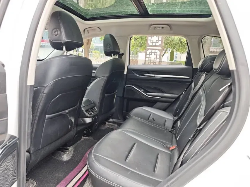 2021 Haval H6 2.0T 211HP L4 7DCT,autocango,china used car exporter,china ev exporter,chinese used car exporter,chinese used ev exporter