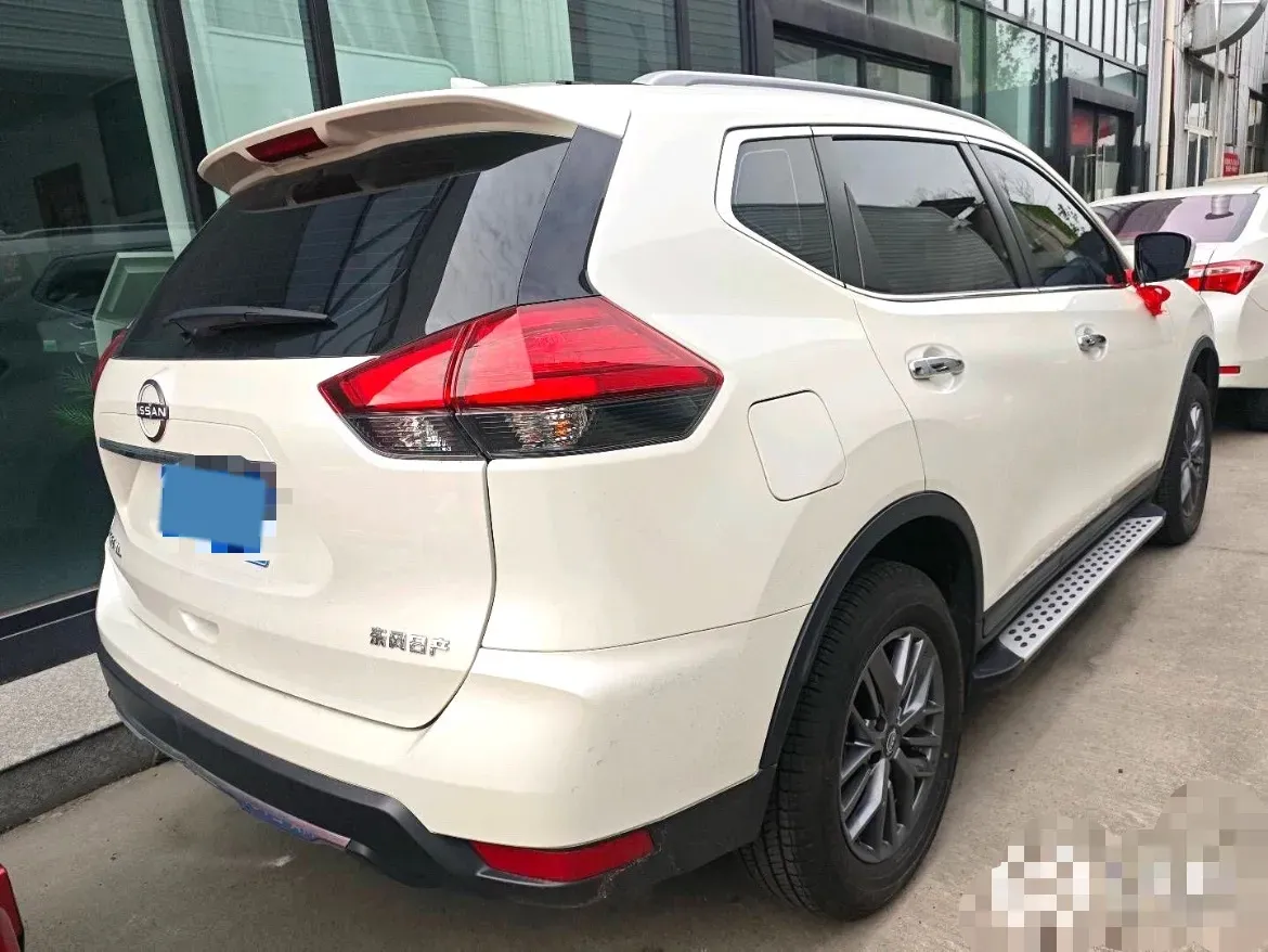 2025 Nissan X-Trail 2.0L 151HP L4 CVT,autocango,china used car exporter,china ev exporter,chinese used car exporter,chinese used ev exporter