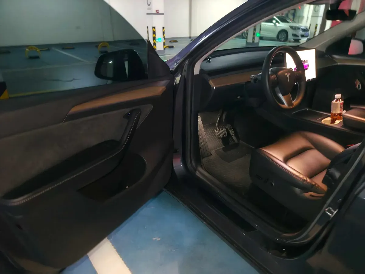 2022 Tesla Model Y BEV 60KWH,autocango,china used car exporter,china ev exporter,chinese used car exporter,chinese used ev exporter