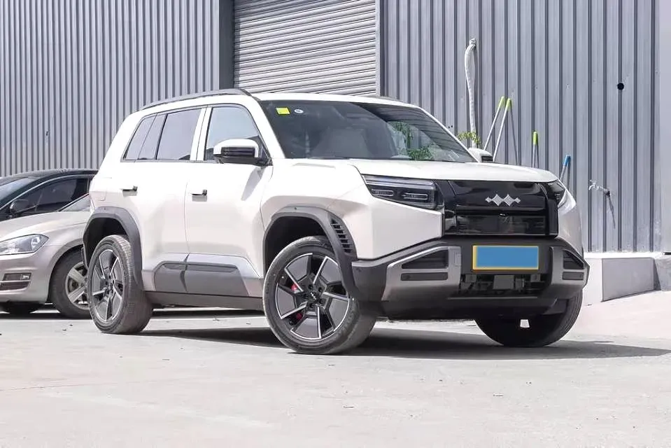 2025 FangChengBao Tai 3 BEV,autocango,china used car exporter,china ev exporter,chinese used car exporter,chinese used ev exporter