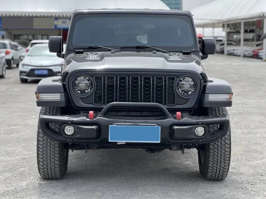 2021 Jeep Wrangler 2.0T 266HP L4 8AT,autocango,china used car exporter,china ev exporter,chinese used car exporter,chinese used ev exporter