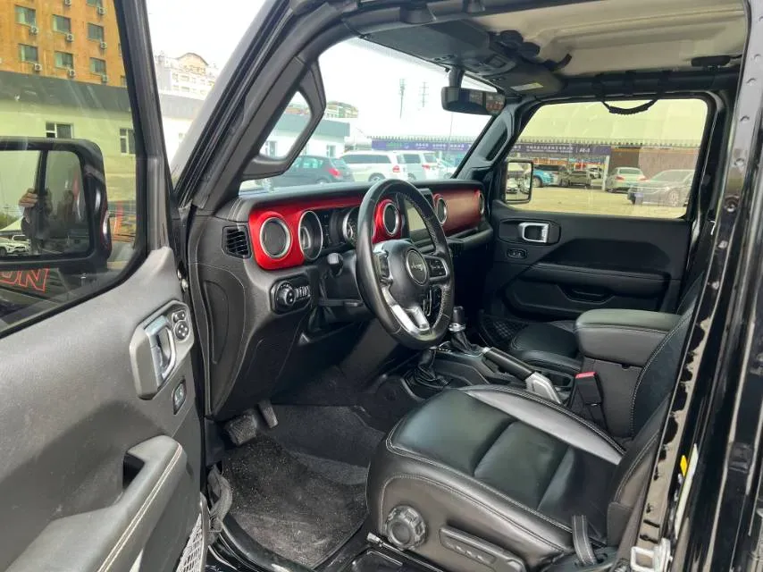 2021 Jeep Wrangler 2.0T 266HP L4 8AT,autocango,china used car exporter,china ev exporter,chinese used car exporter,chinese used ev exporter