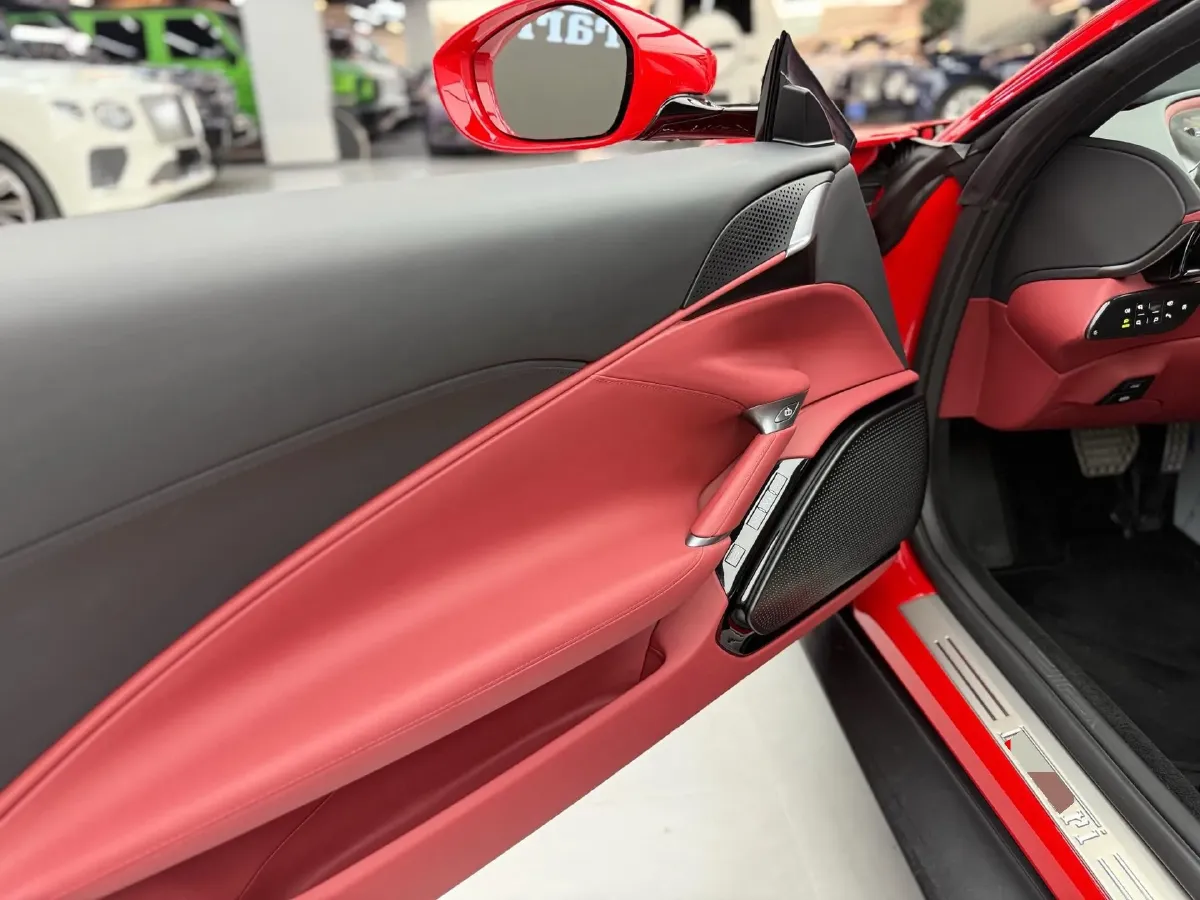 2020 Ferrari Roma 3.9T 620HP V8 8DCT,autocango,china used car exporter,china ev exporter,chinese used car exporter,chinese used ev exporter