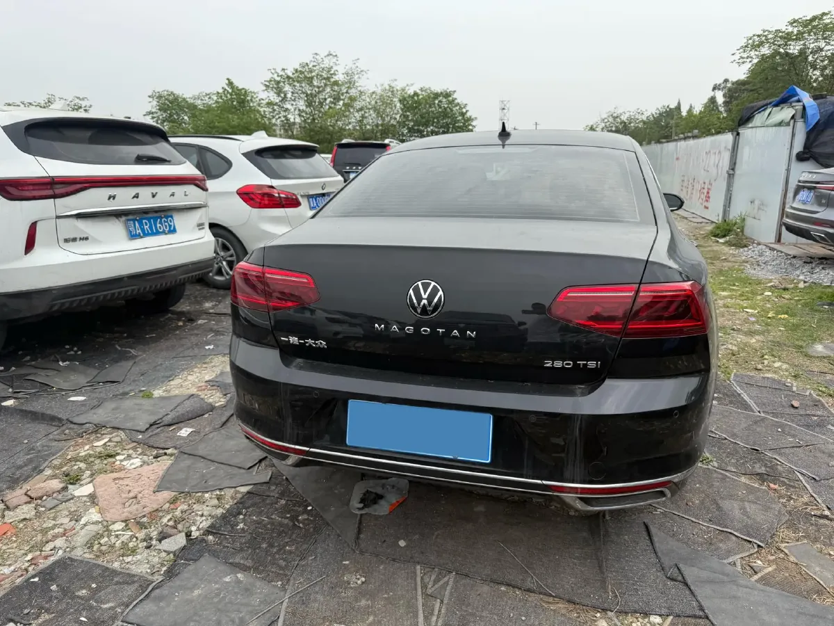 2020 Volkswagen Magotan 1.4T 150HP L4 7DCT,autocango,china used car exporter,china ev exporter,chinese used car exporter,chinese used ev exporter