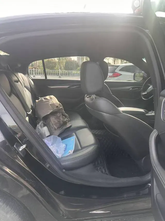 2022 Cadillac CT5 2.0T 237HP L4 10AT,autocango,china used car exporter,china ev exporter,chinese used car exporter,chinese used ev exporter