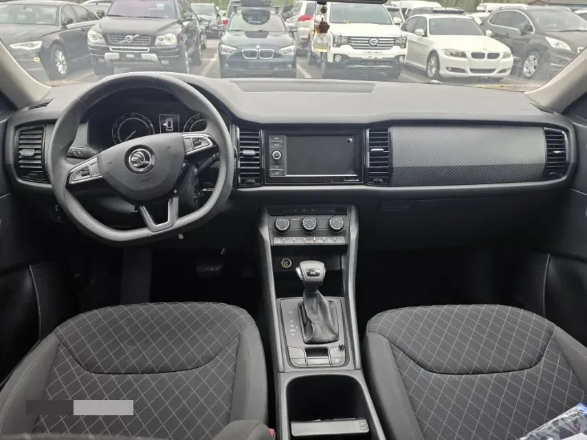 2019 Buick EnvisionPlus 1.5T 169HP L4 7DCT,autocango,china used car exporter,china ev exporter,chinese used car exporter,chinese used ev exporter