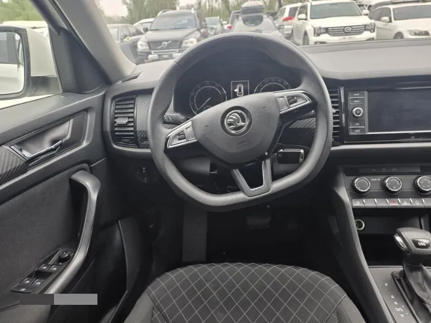 2019 Buick EnvisionPlus 1.5T 169HP L4 7DCT,autocango,china used car exporter,china ev exporter,chinese used car exporter,chinese used ev exporter