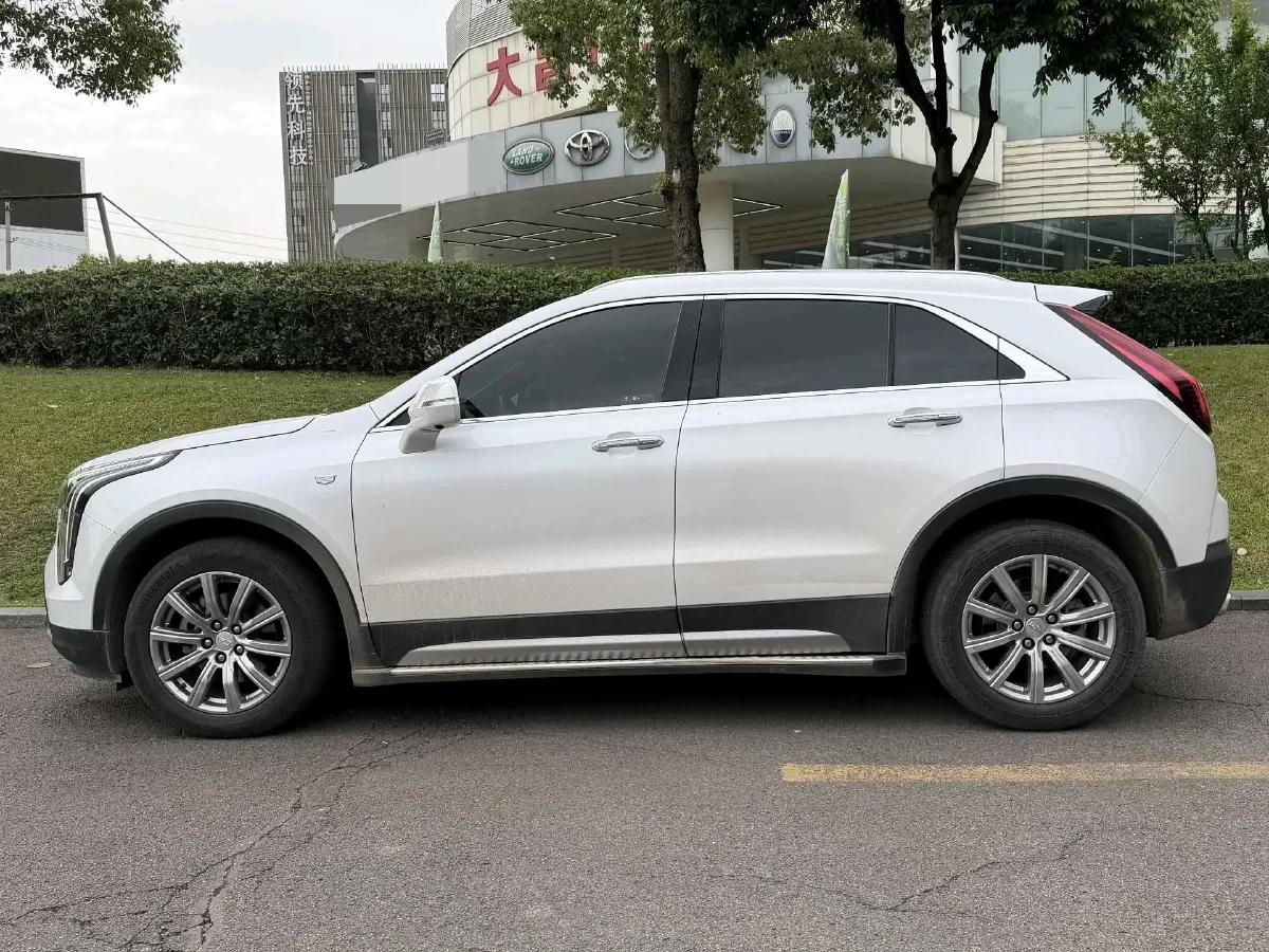 2020 Cadillac XT4 2.0T 237HP L4 9AT,autocango,china used car exporter,china ev exporter,chinese used car exporter,chinese used ev exporter