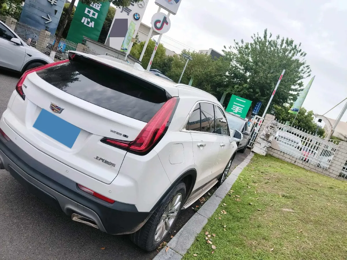 2020 Cadillac XT4 2.0T 237HP L4 9AT,autocango,china used car exporter,china ev exporter,chinese used car exporter,chinese used ev exporter