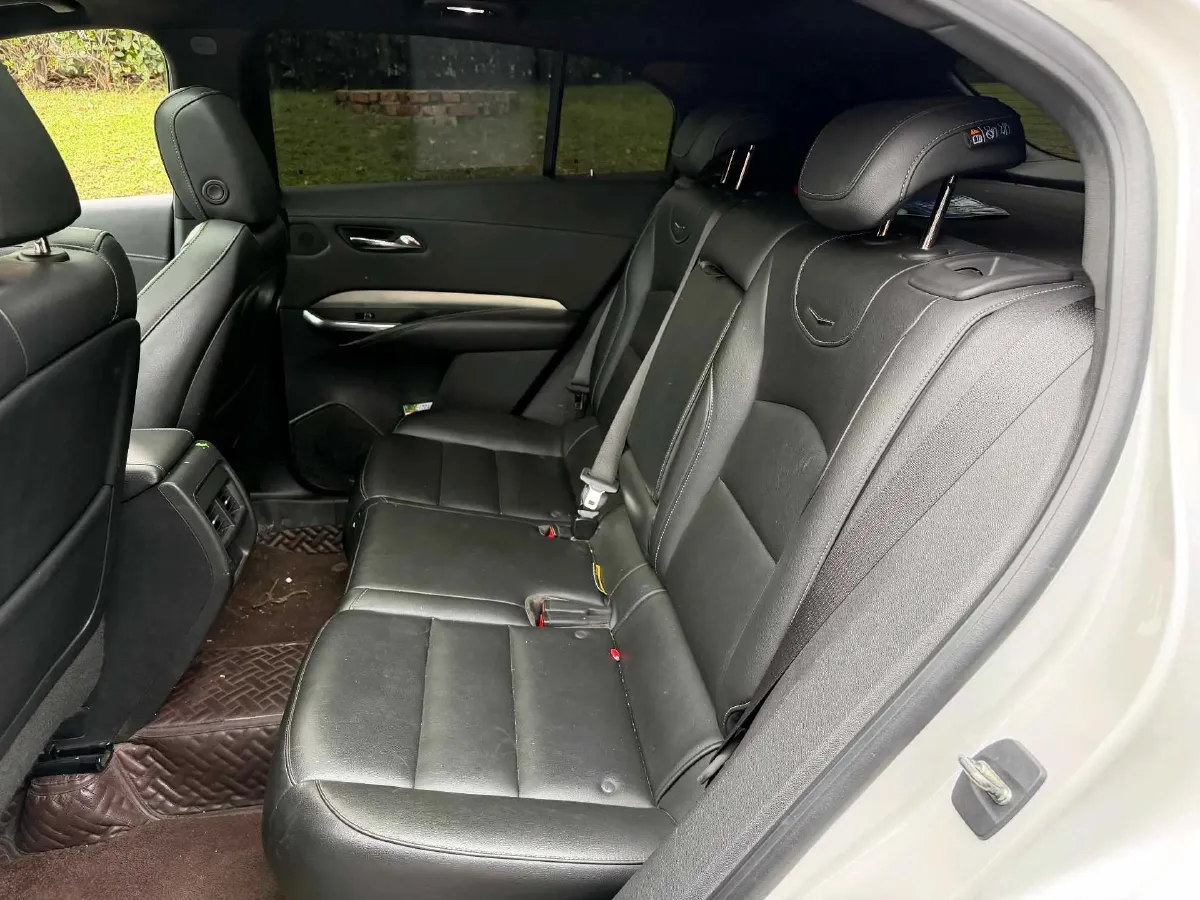 2020 Cadillac XT4 2.0T 237HP L4 9AT,autocango,china used car exporter,china ev exporter,chinese used car exporter,chinese used ev exporter