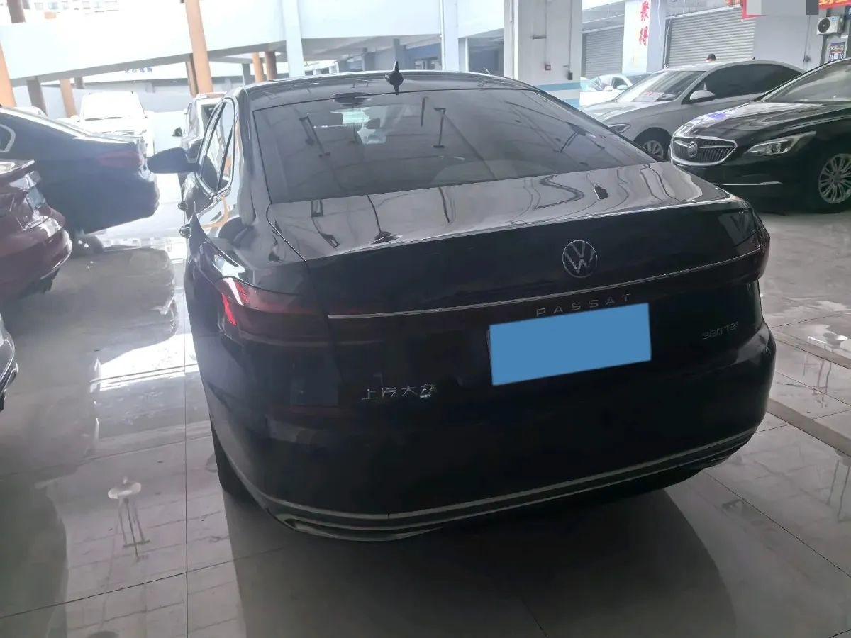 2024 Volkswagen Passat 2.0T 220HP L4 7DCT,autocango,china used car exporter,china ev exporter,chinese used car exporter,chinese used ev exporter