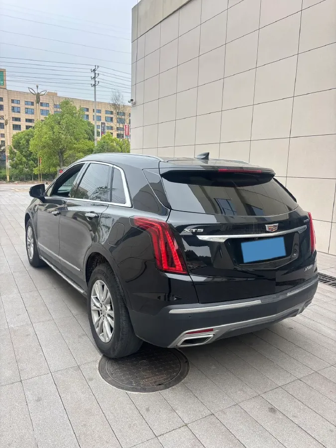 2022 Cadillac XT5 2.0T 237HP L4 9AT,autocango,china used car exporter,china ev exporter,chinese used car exporter,chinese used ev exporter
