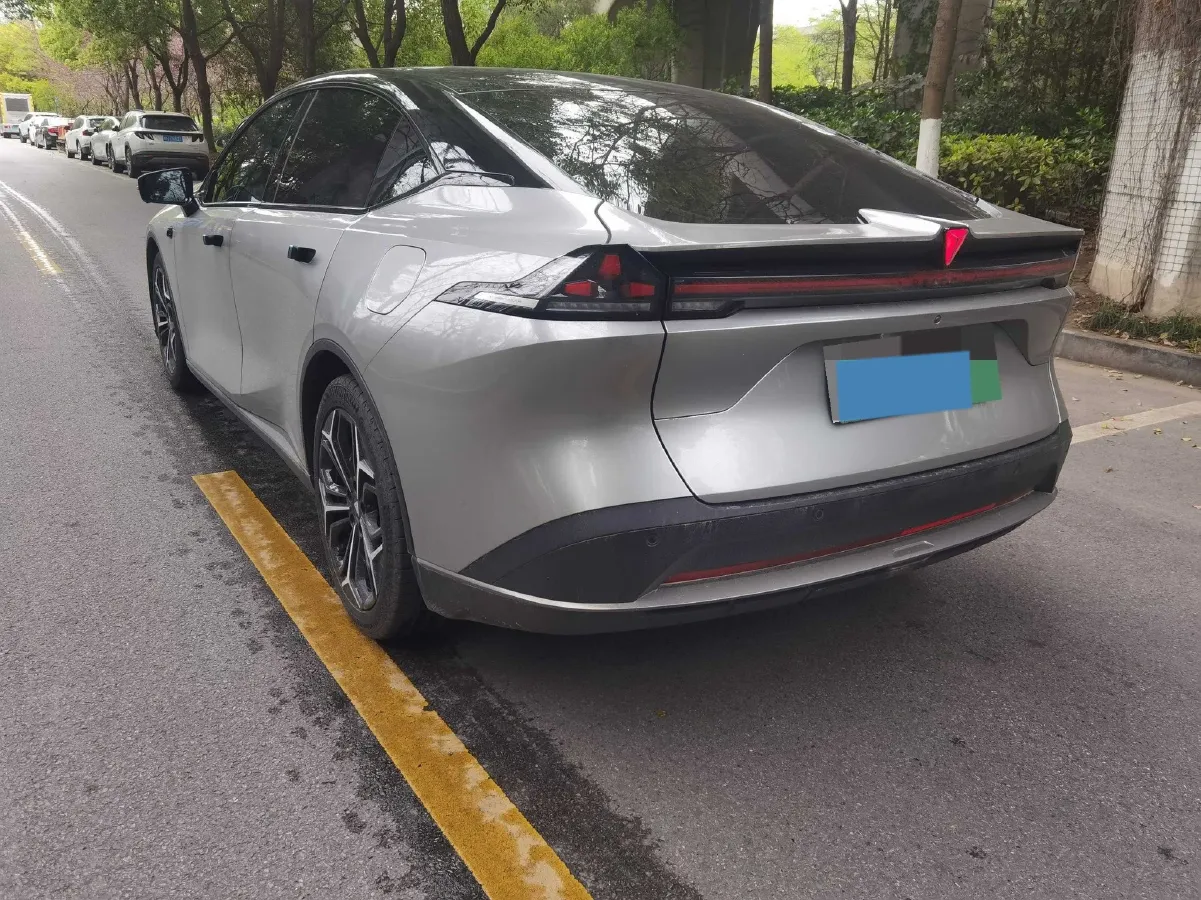 2024 Deepal L07 1.5L 98HP L4 REEV 28.39KWH,autocango,china used car exporter,china ev exporter,chinese used car exporter,chinese used ev exporter