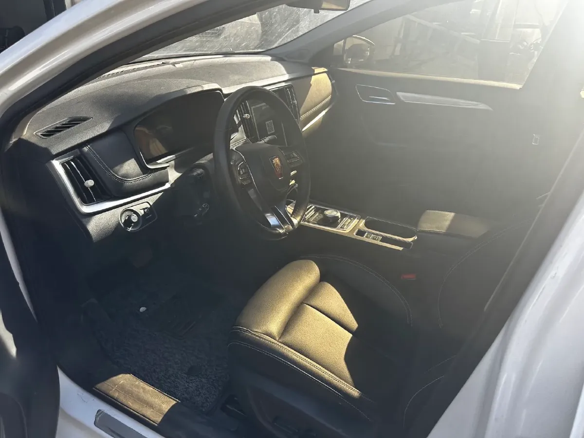 2017 Roewe i6 1.0T 125HP L3 2AT PHEV,autocango,china used car exporter,china ev exporter,chinese used car exporter,chinese used ev exporter