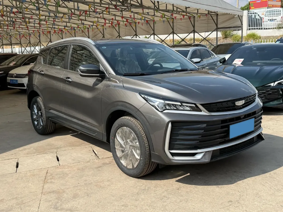 2025 Geely Coolray 1.5T 181HP L4 7DCT,autocango,china used car exporter,china ev exporter,chinese used car exporter,chinese used ev exporter