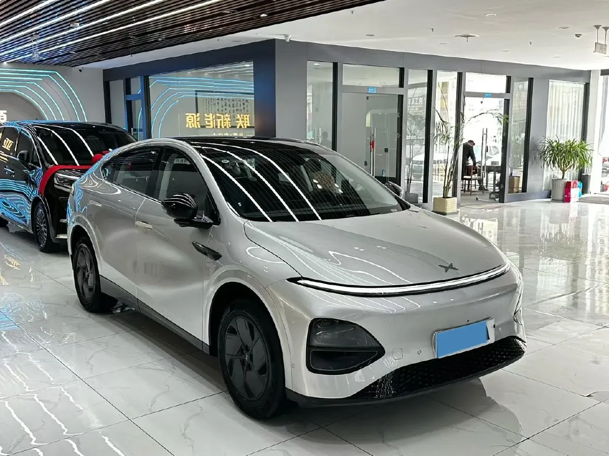2025 Xpeng G6 BEV 68.5KWH,autocango,china used car exporter,china ev exporter,chinese used car exporter,chinese used ev exporter