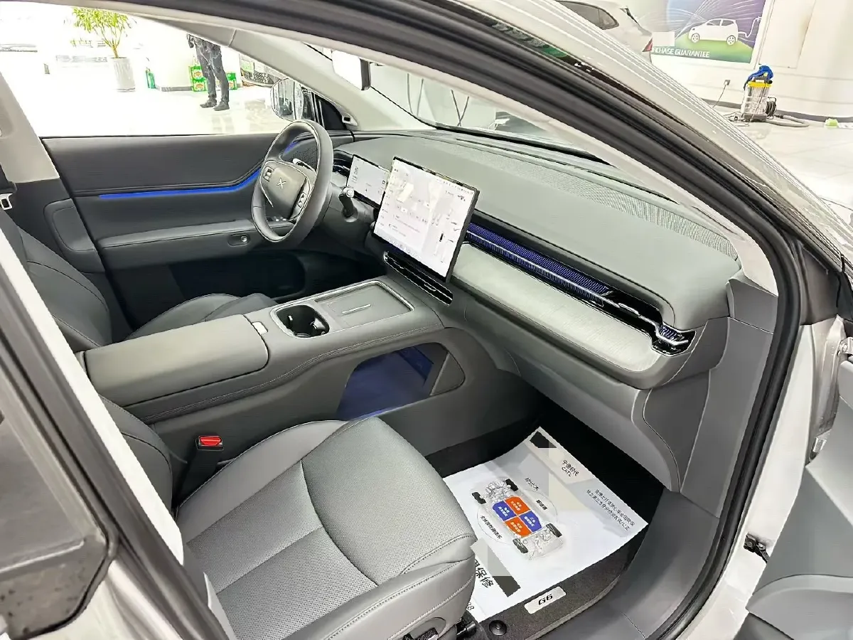 2025 Xpeng G6 BEV 68.5KWH,autocango,china used car exporter,china ev exporter,chinese used car exporter,chinese used ev exporter