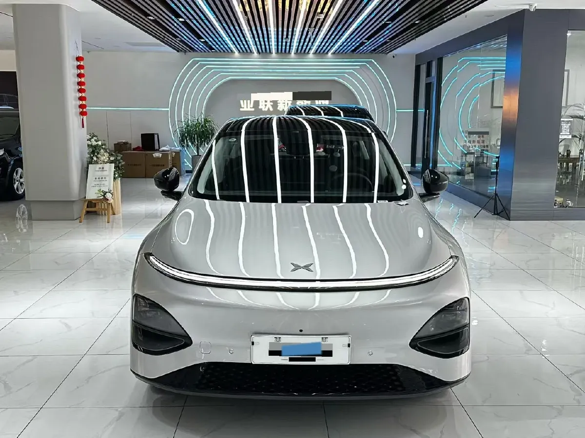 2025 Xpeng G6 BEV 68.5KWH,autocango,china used car exporter,china ev exporter,chinese used car exporter,chinese used ev exporter