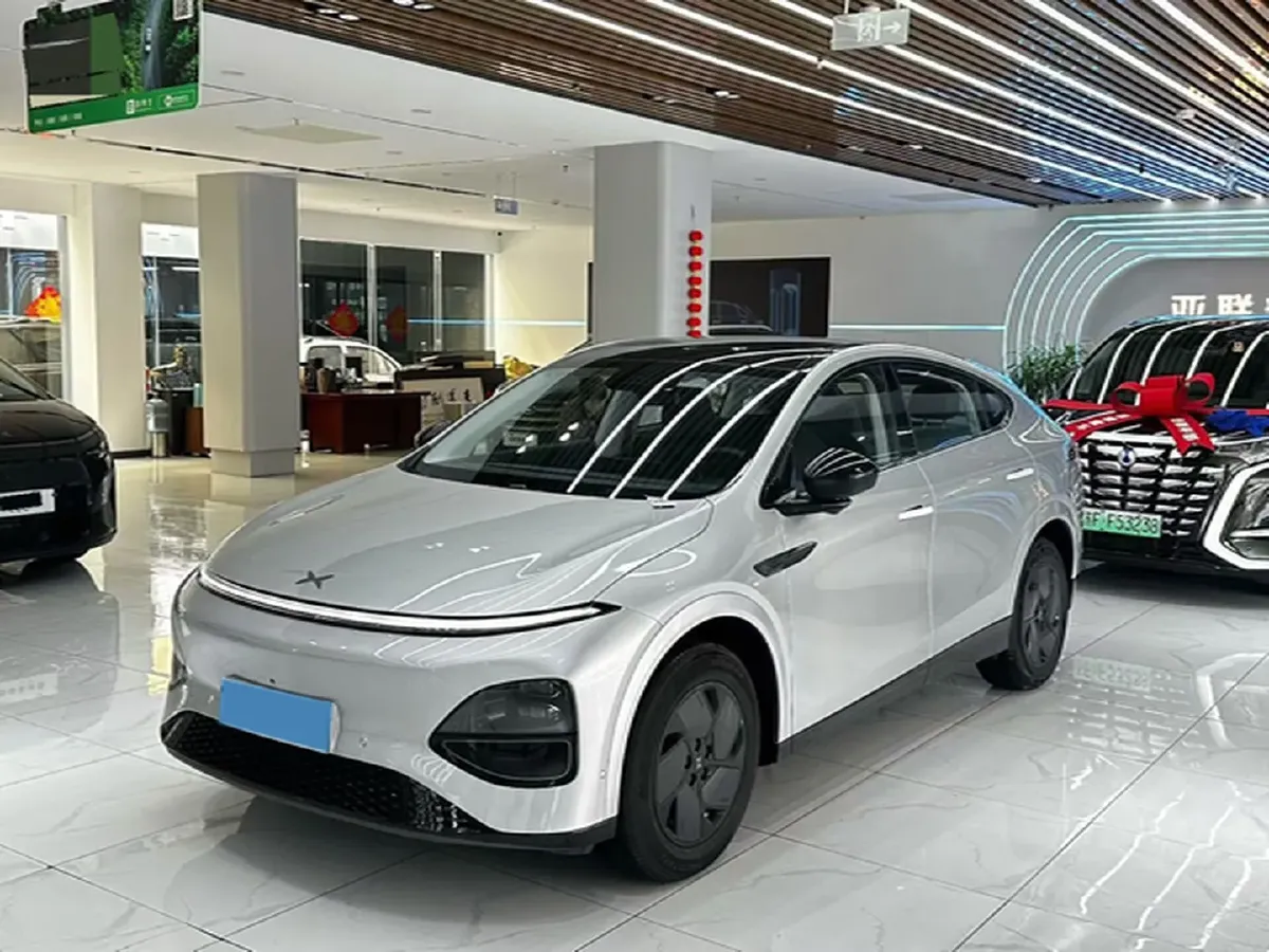 2025 Xpeng G6 BEV 68.5KWH,autocango,china used car exporter,china ev exporter,chinese used car exporter,chinese used ev exporter