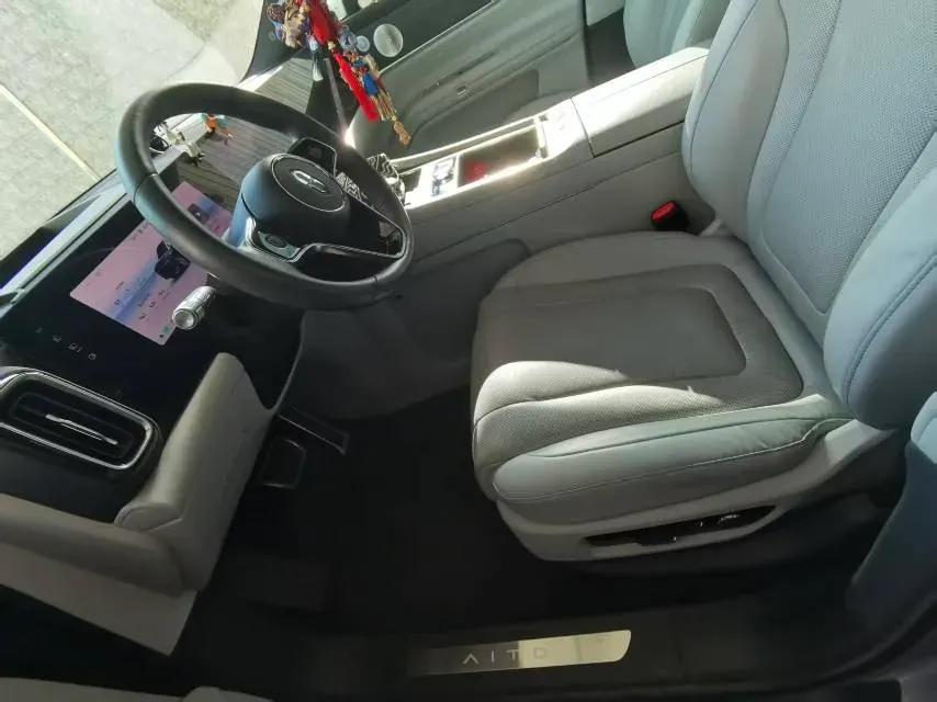 2024 AITO AITO M9 BEV 100KWH,autocango,china used car exporter,china ev exporter,chinese used car exporter,chinese used ev exporter