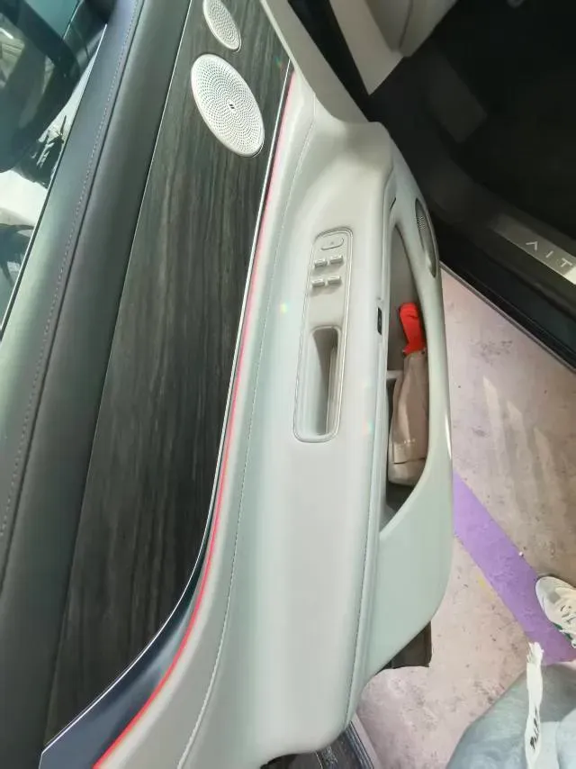 2024 AITO AITO M9 BEV 100KWH,autocango,china used car exporter,china ev exporter,chinese used car exporter,chinese used ev exporter