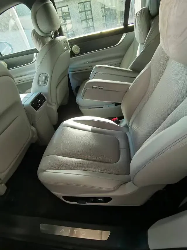 2024 AITO AITO M9 BEV 100KWH,autocango,china used car exporter,china ev exporter,chinese used car exporter,chinese used ev exporter